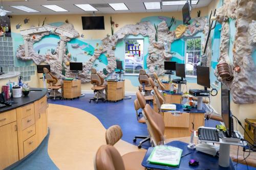 palm-beach-office-2023-7412